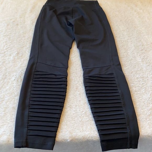 American Eagle everything leggings size medium - Picture 5 of 11